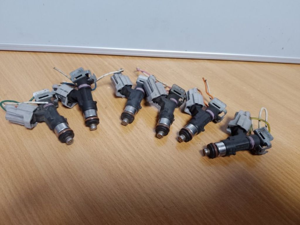 16600-7S000 | Форсунка паливна INFINITI QX56 / TITAN / ARMADA 04-16