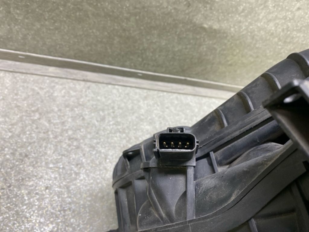 9E5Z-9424-C | Коллектор впускной FORD ESCAPE 12-19 - Фото 7