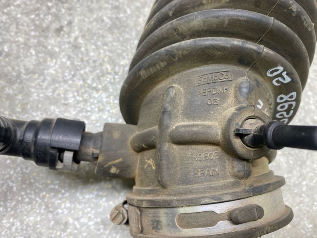 CJ5Z-9B659-A | патрубок повітряного фільтра FORD ESCAPE 12-19 - Фото 3