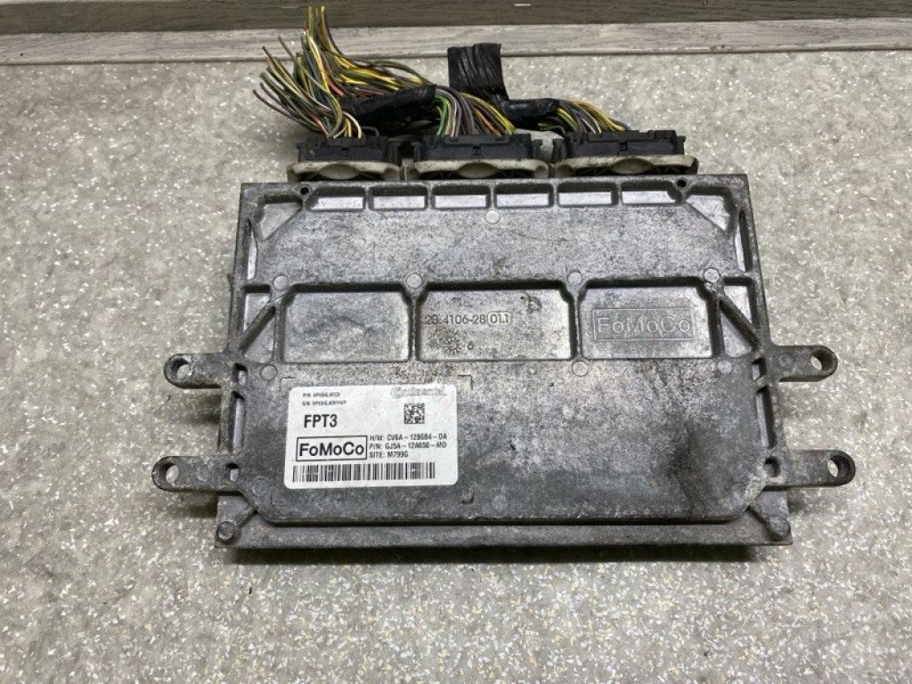 CV6A-12B684-DA | Блок управления двигателем FORD ESCAPE 12-19 - Фото 2