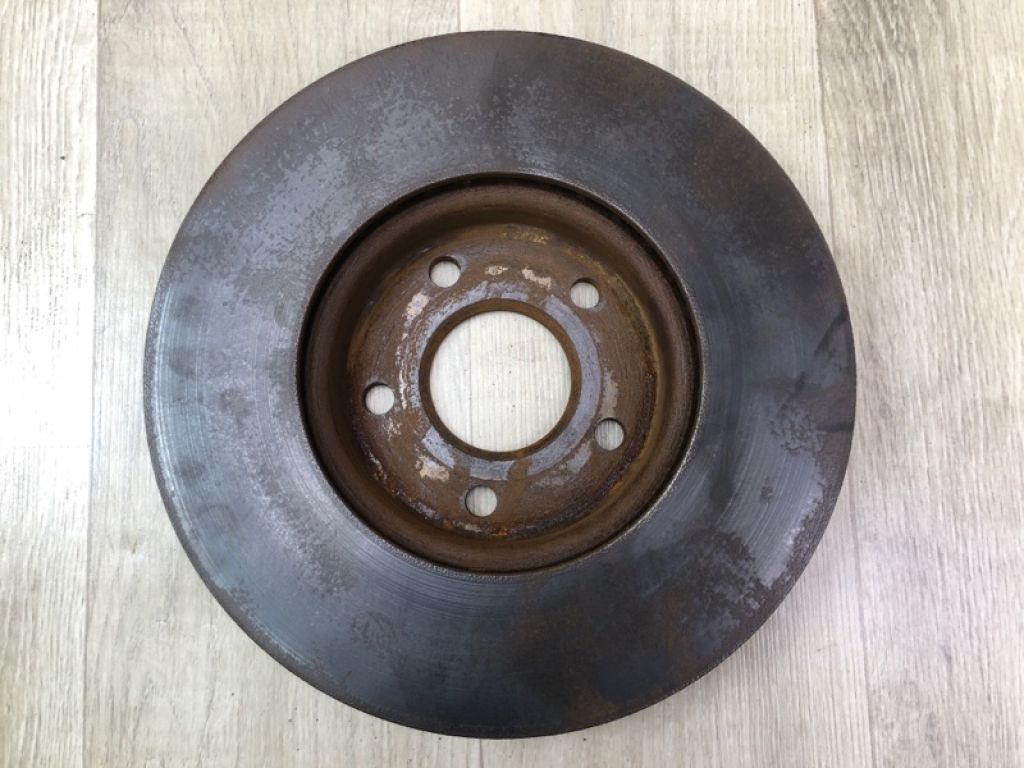 BV6Z-1125-E | Тормозной диск передний FORD FOCUS 10-18 - Фото 3