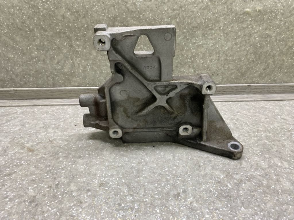 73611FG000 | Кронштейн компресора кондиціонера SUBARU FORESTER SH 07-12