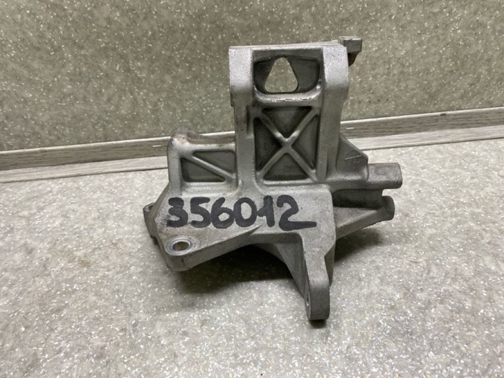 73611FG000 | Кронштейн компресора кондиціонера SUBARU FORESTER SH 07-12 - Фото 2