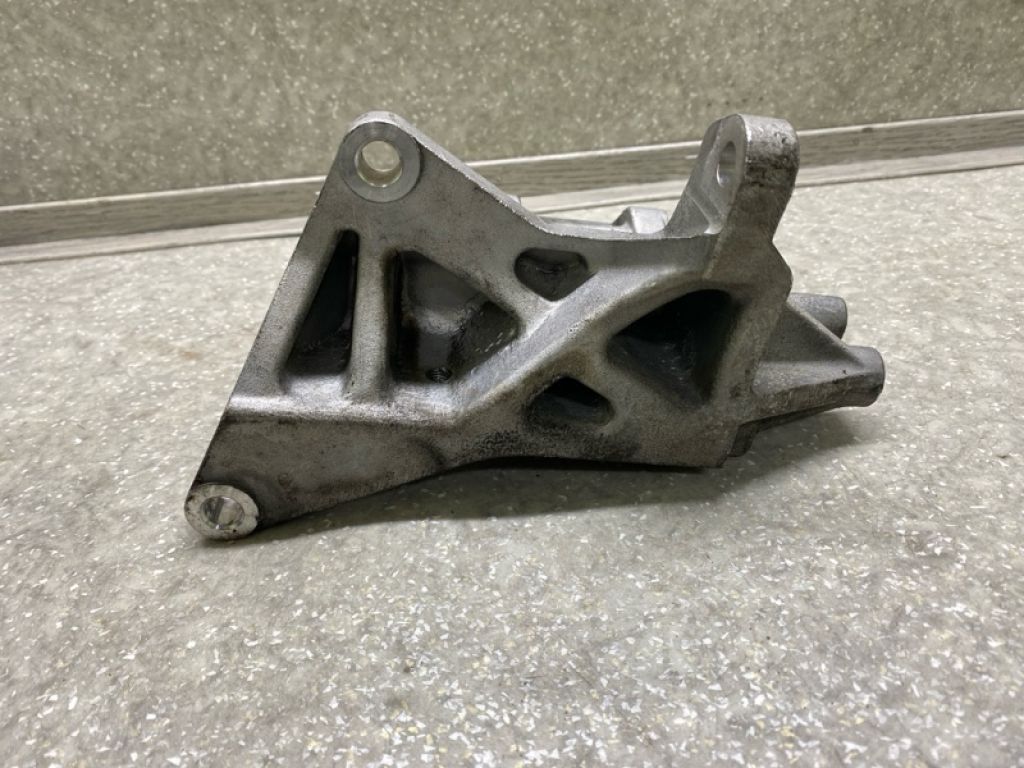 73611FG000 | Кронштейн компресора кондиціонера SUBARU FORESTER SH 07-12 - Фото 3