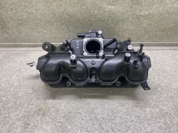 Колектор впускний TOYOTA PRIUS 16-