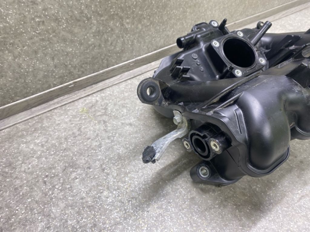 17120-37110 | Колектор впускний TOYOTA PRIUS 16- - Фото 4