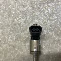CP9Z-9F593-B | Форсунка топливная FORD FOCUS 10-18 - Превью 3