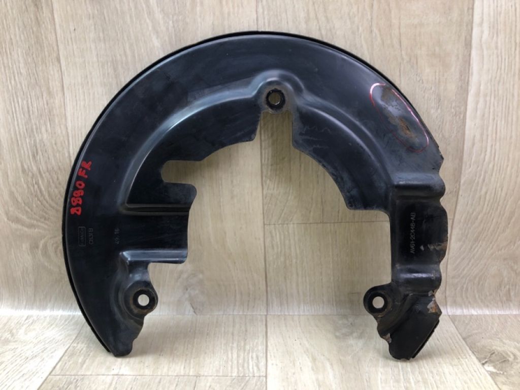 CV6Z-2K004-A | Защита тормозного диска передн. прав. FORD FOCUS 10-18 - Фото 2