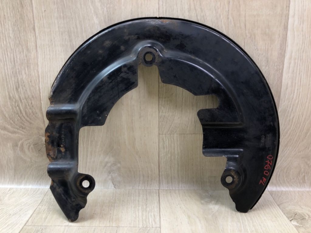 CV6Z-2K005-A | Защита тормозного диска передн. лев. FORD FOCUS 10-18 - Фото 2