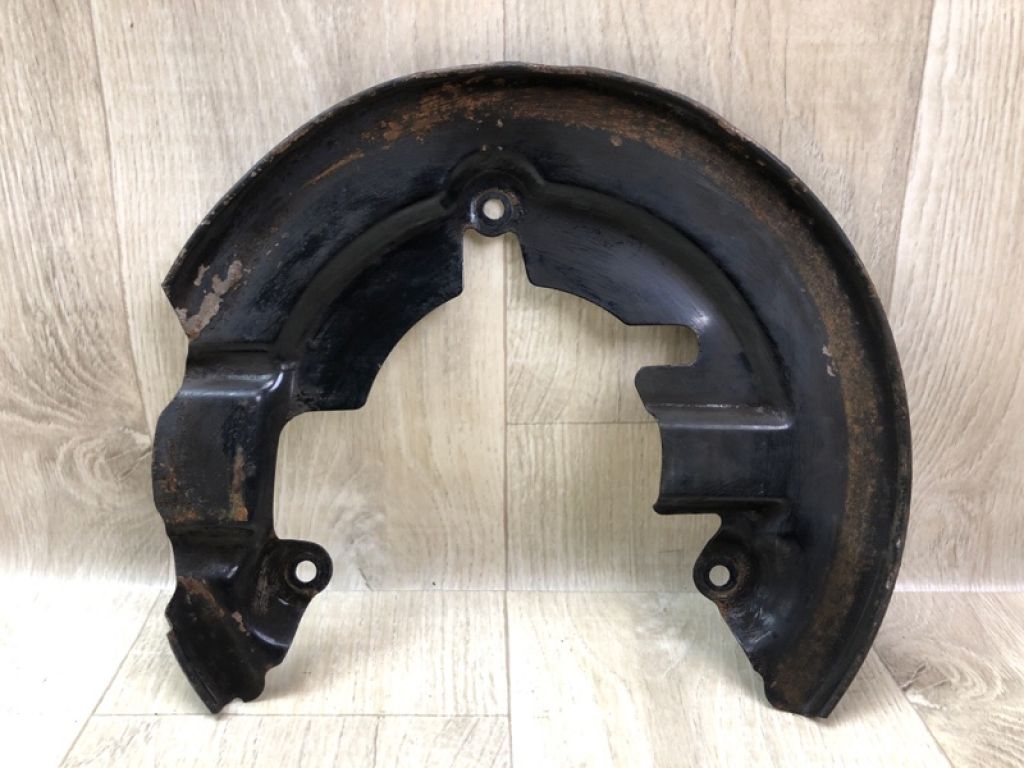 CV6Z-2K004-A | Захист гальмівного диска передн. прав. FORD FOCUS 10-18