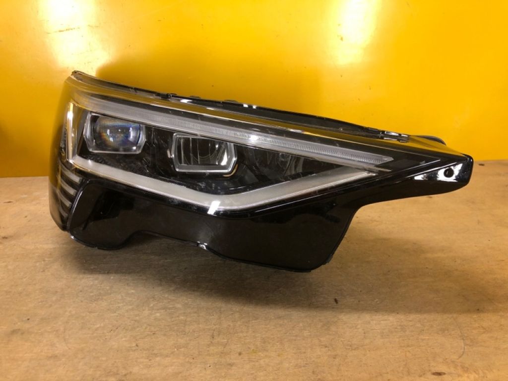 4KE 941 782 | Фара прав. AUDI Q8 E-TRON 19- - Фото 3