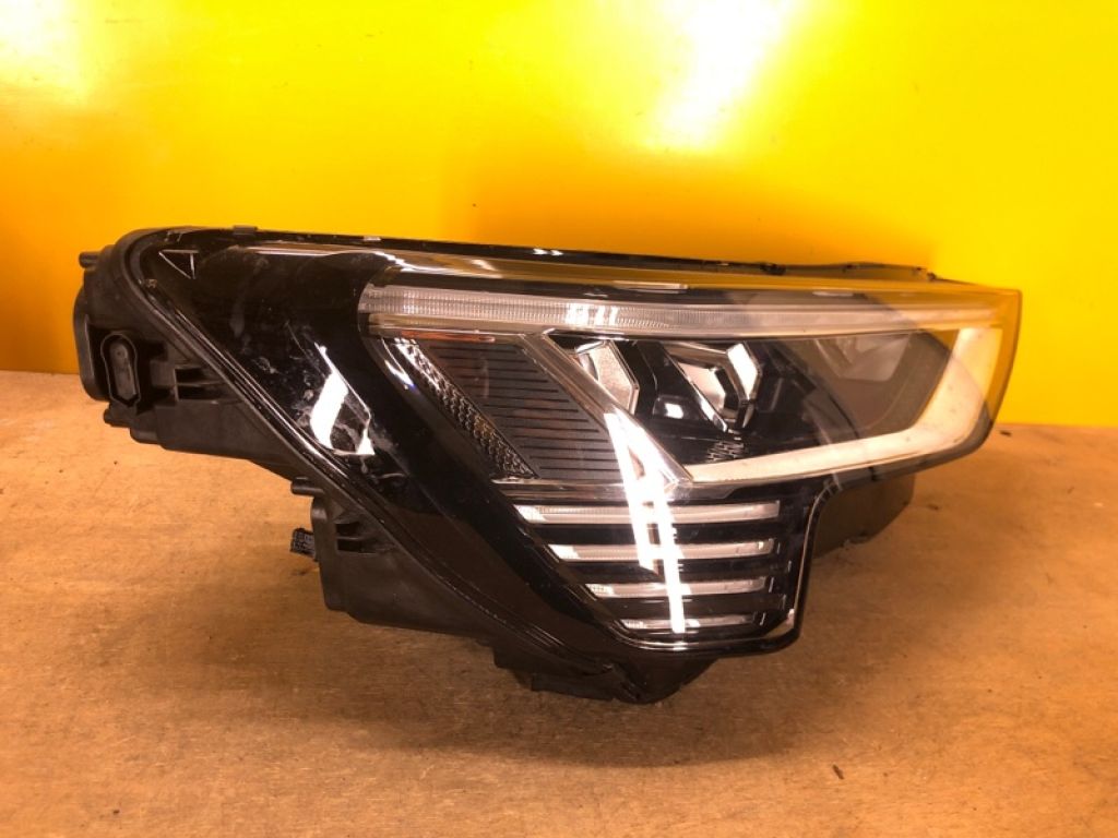 4KE 941 782 | Фара прав. AUDI Q8 E-TRON 19- - Фото 4