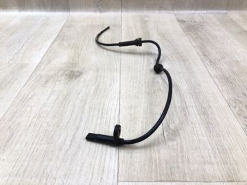 Датчик ABS передн. прав. NISSAN ROGUE 08-15