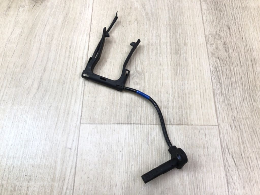 4670A576 | Датчик ABS передн. прав. MITSUBISHI OUTLANDER GF 12-