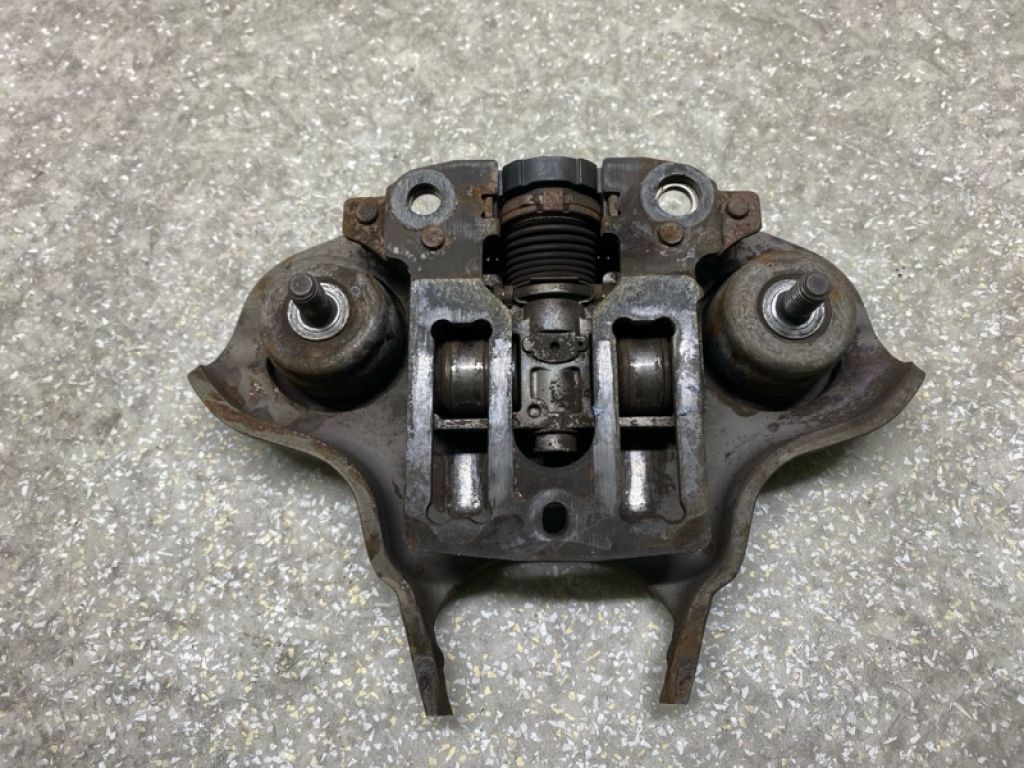 CA6Z-7515-J | Вилка сцепления FORD FOCUS 10-18 - Фото 6