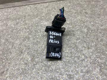 Витратомір повітря TOYOTA PRIUS 16-