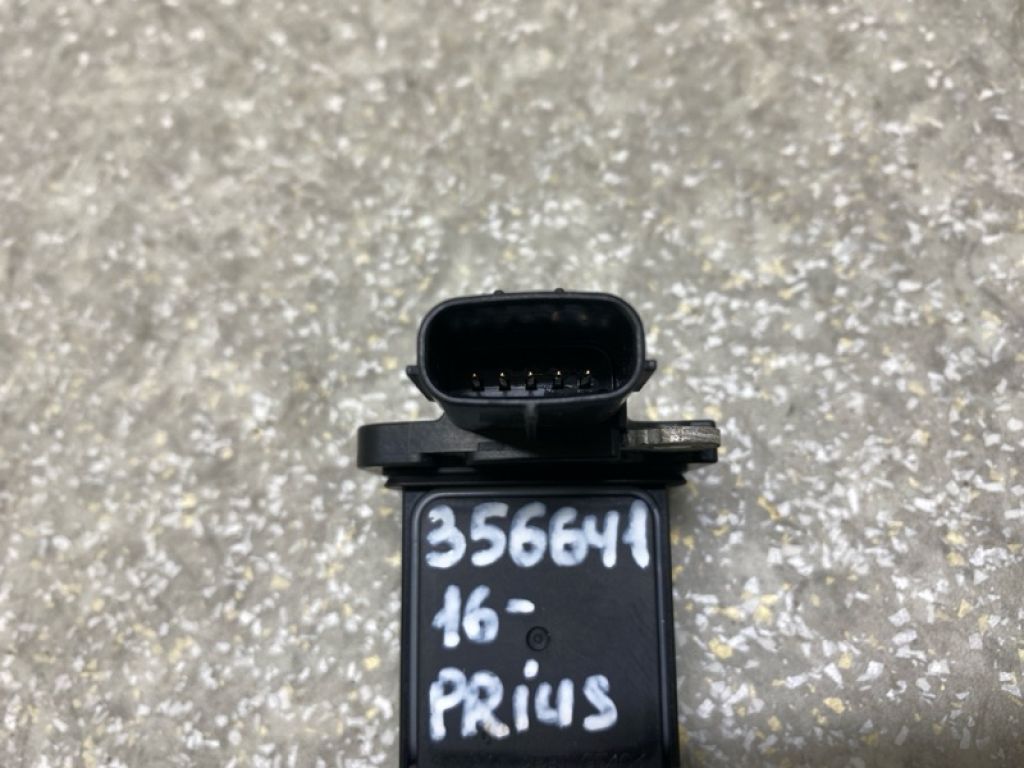 22204-75030 | Витратомір повітря TOYOTA PRIUS 16- - Фото 3