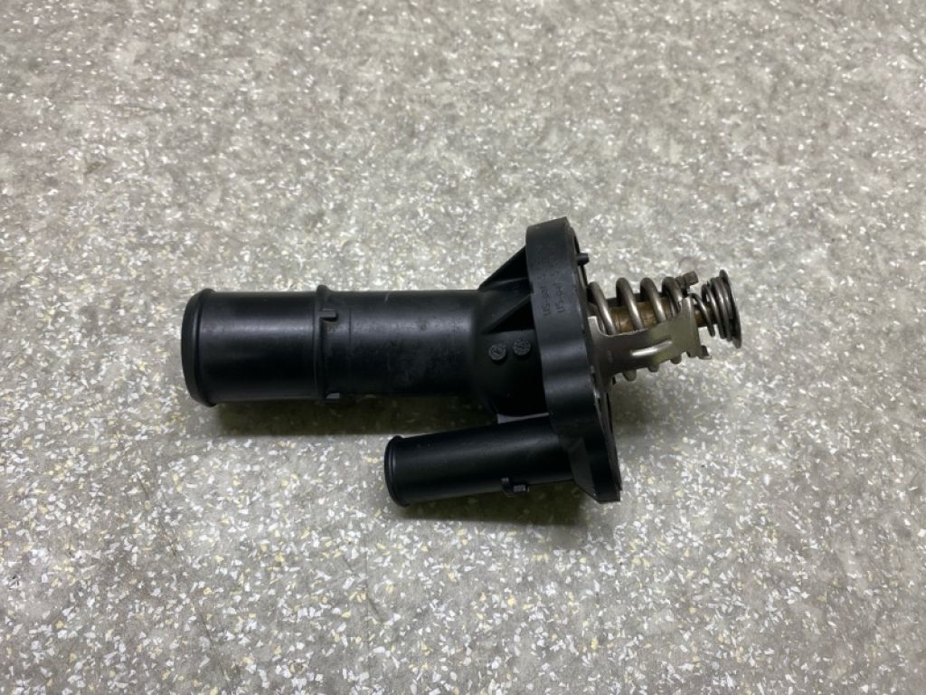 CP9Z-8592-G | Термостат FORD FOCUS 10-18 - Фото 2