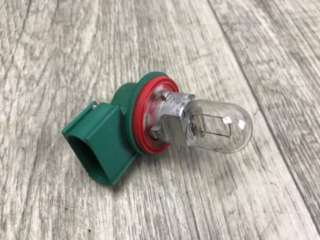 68096288AA | Патрон лампи DODGE JOURNEY 08-20