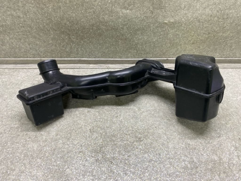 17751-37110 | патрубок повітряного фільтра TOYOTA PRIUS 16- - Фото 3