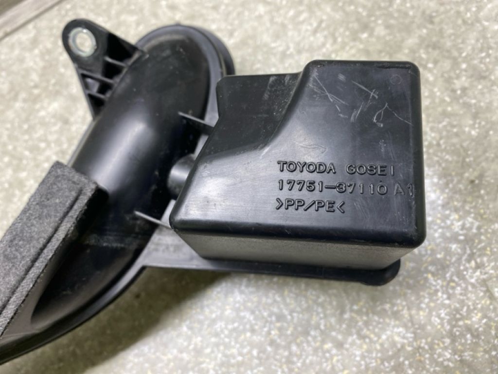 17751-37110 | патрубок повітряного фільтра TOYOTA PRIUS 16- - Фото 5