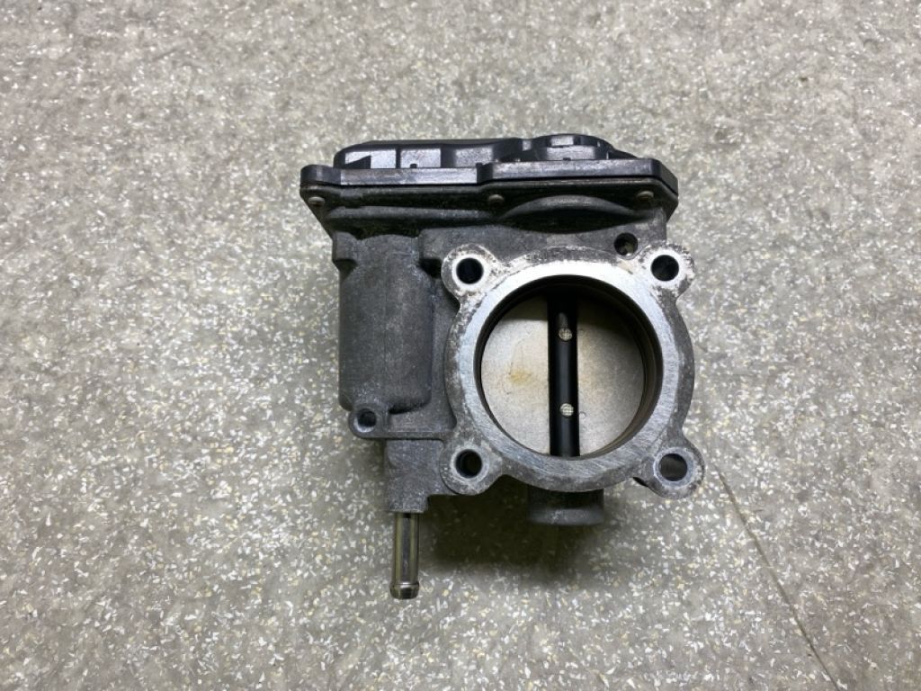 22030-37060 | Дросельна заслінка TOYOTA PRIUS 16-