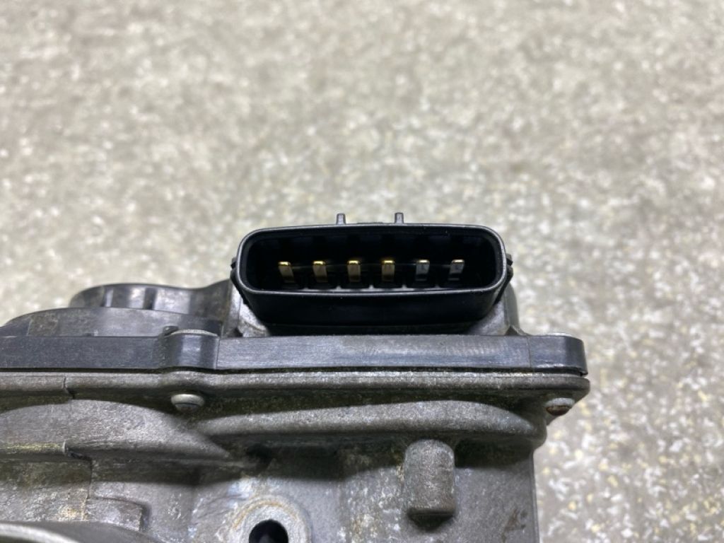 22030-37060 | Дросельна заслінка TOYOTA PRIUS 16- - Фото 3