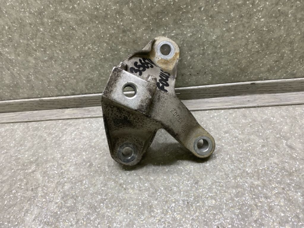 BV6Z-7M125-A | Кронштейн КПП FORD FOCUS 10-18