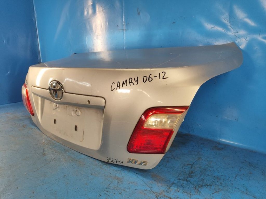 6440106280 | Кришка багажника TOYOTA CAMRY 40 06-11 - Фото 3