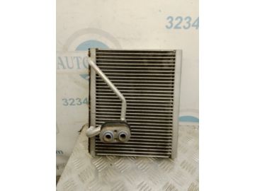 Испаритель кондиционера KIA SORENTO UM 14-