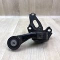 1236320100 | Подушка двигуна верхня прав. TOYOTA CAMRY 30 02-06