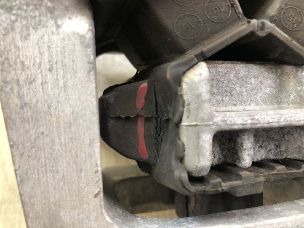 39037511 | Подушка АКПП лів. CHEVROLET CRUZE 15- - Фото 8