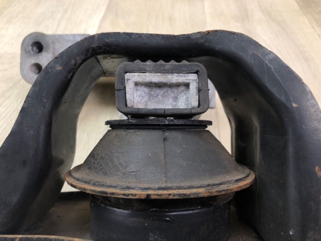 11210ET80A | Подушка двигуна прав. NISSAN ROGUE 08-15 - Фото 5