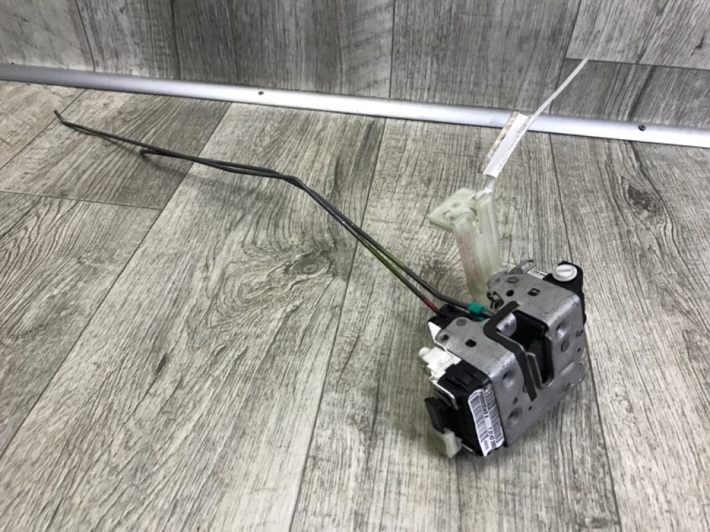 68068353AB | Замок двери задн. лев. JEEP COMPASS 06-16 - Фото 2