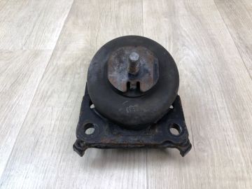 Подушка двигуна TOYOTA TACOMA 05-15