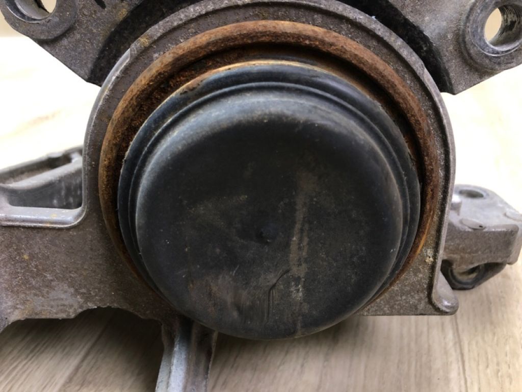 11220ET81B | Подушка двигуна лів. NISSAN ROGUE 08-15 - Фото 7