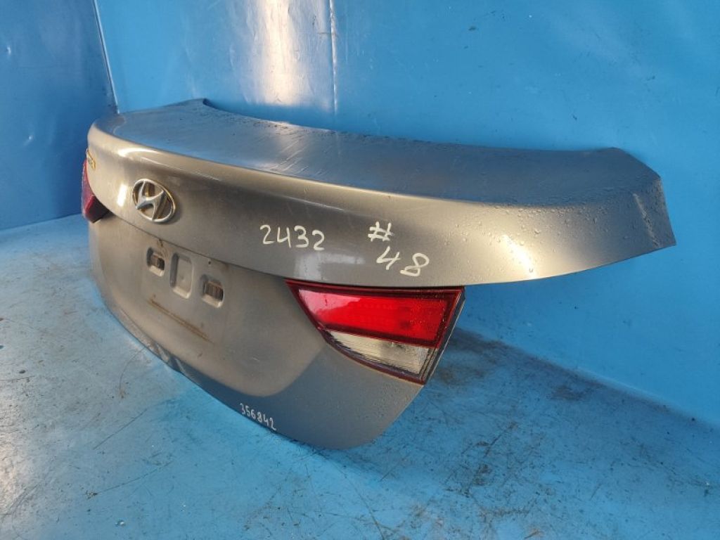 69200-3Y010 | Кришка багажника HYUNDAI ELANTRA MD 10-15 - Фото 3