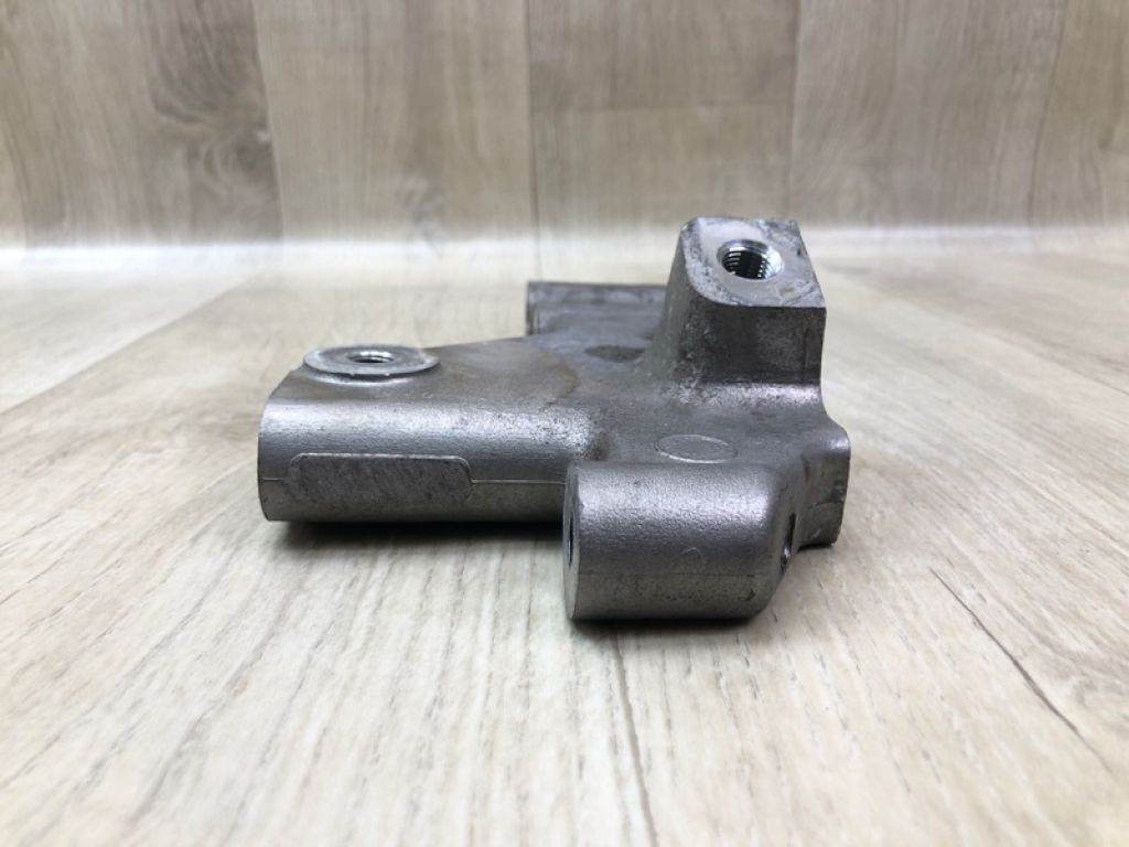 1231331010 | Кронштейн двигуна прав. TOYOTA CAMRY 40 06-11 - Фото 4