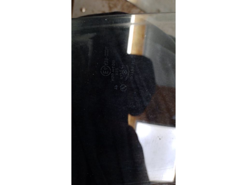 GC8C-58-511 | Скло дверей передн. прав. MAZDA 626 GE 91-97 - Фото 4