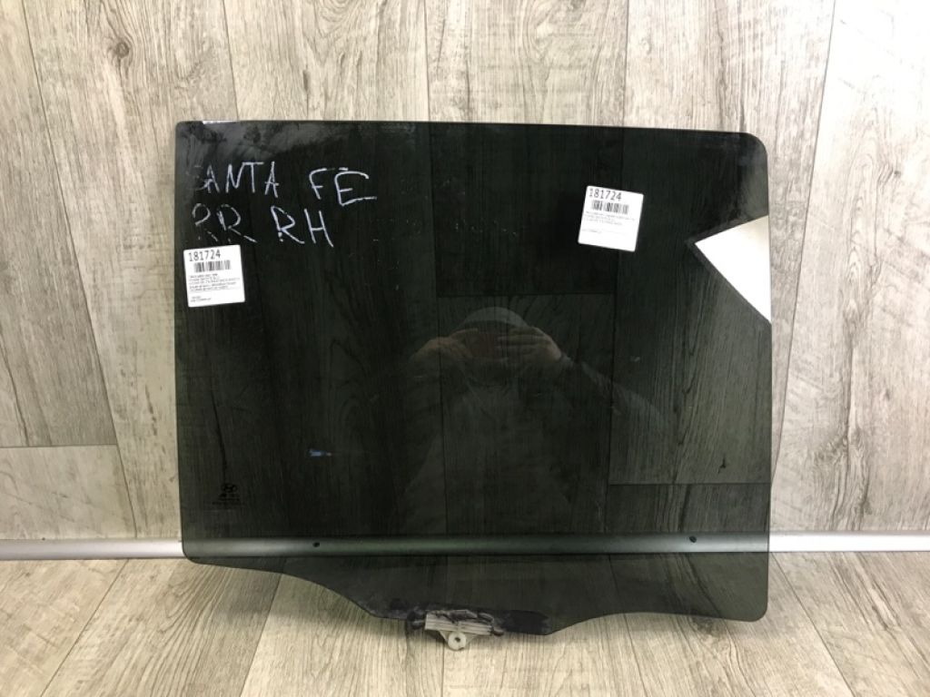 83420-0W020 | Скло дверей задн. прав. HYUNDAI SANTA FE (CM) 05-12