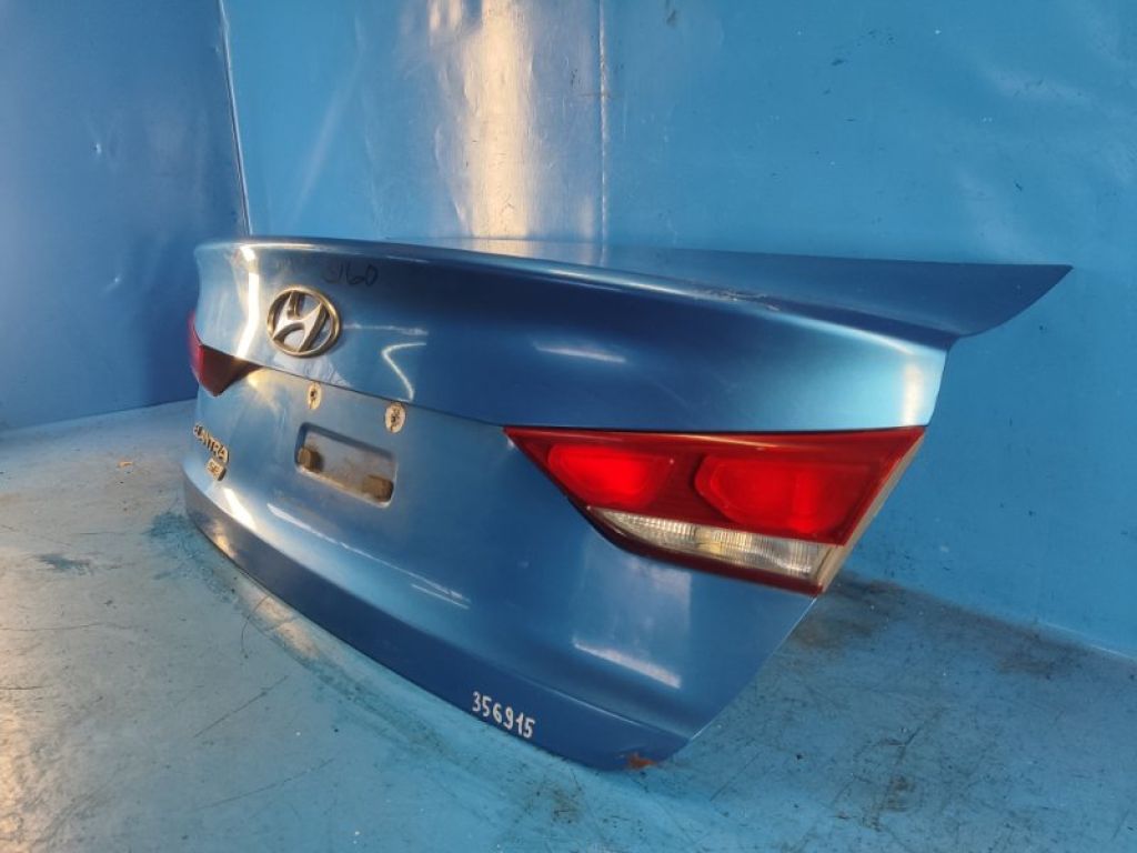 69200-F3010 | Кришка багажника HYUNDAI ELANTRA AD 16- - Фото 3