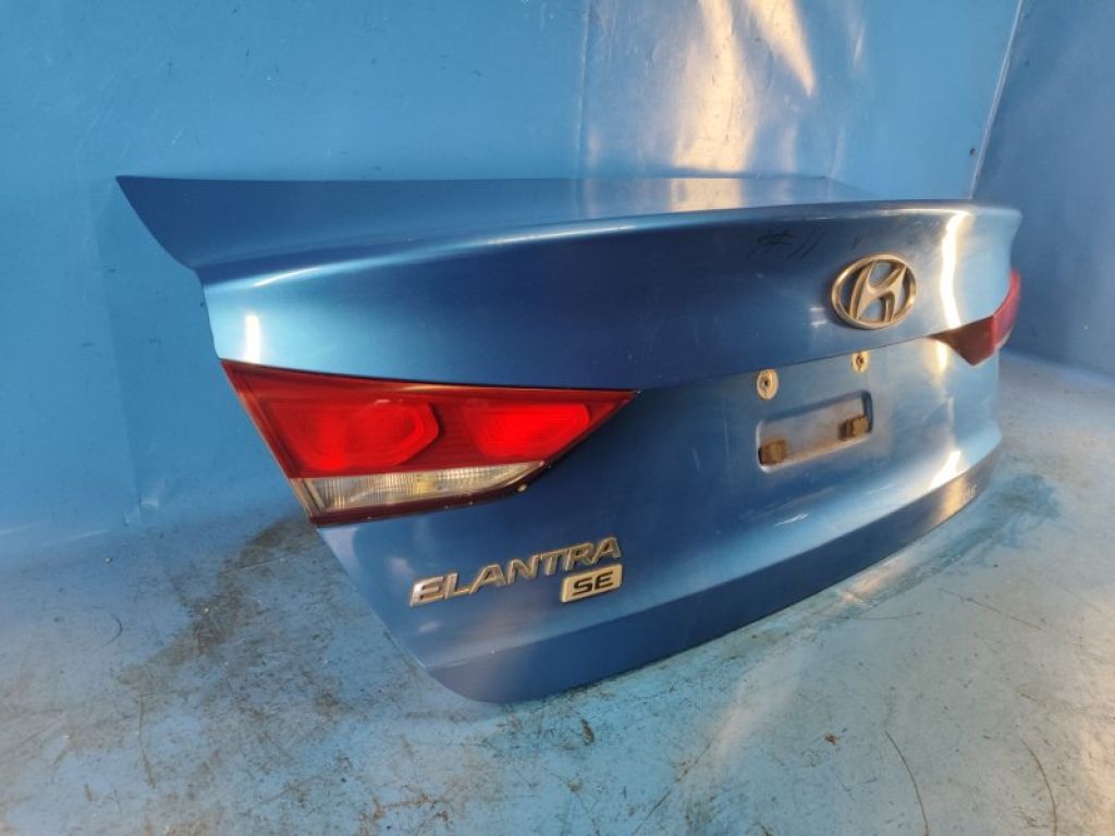 69200-F3010 | Кришка багажника HYUNDAI ELANTRA AD 16- - Фото 4