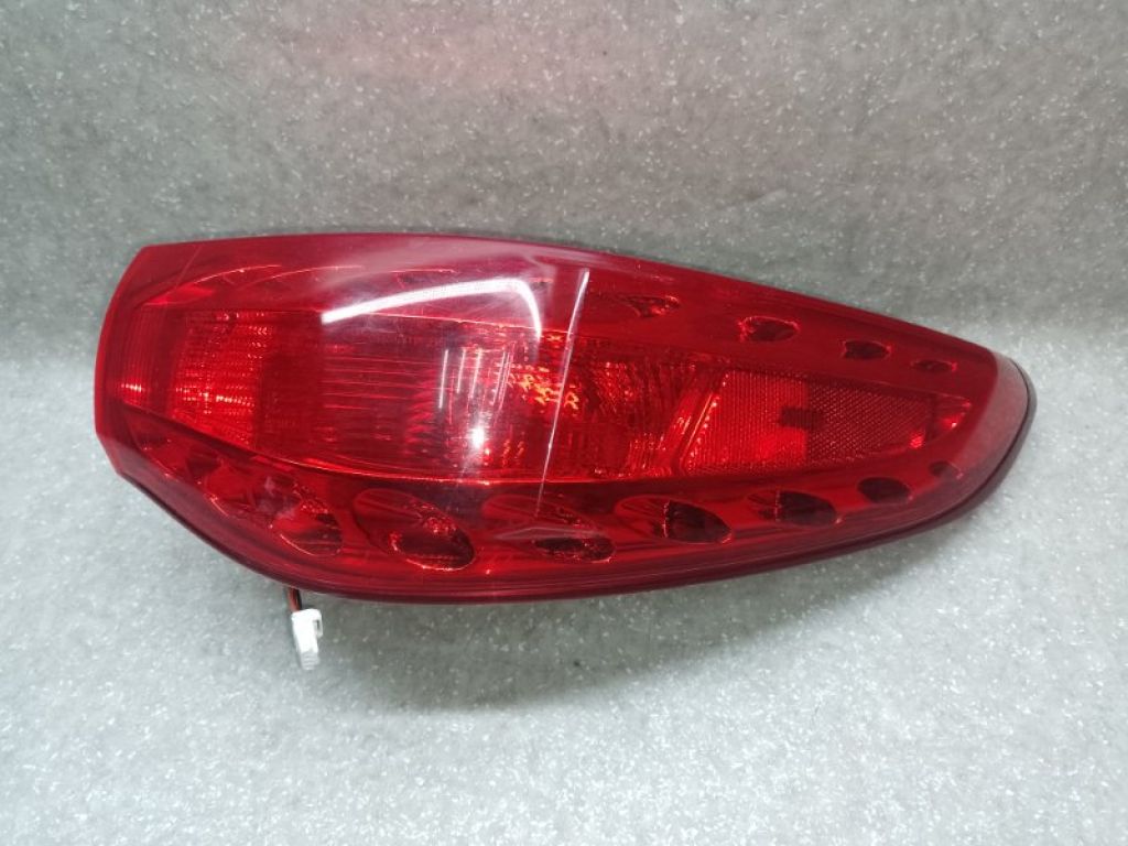 26550-1CA0A | Ліхтар зовнішній прав. INFINITI FX/QX70 S51 08-17