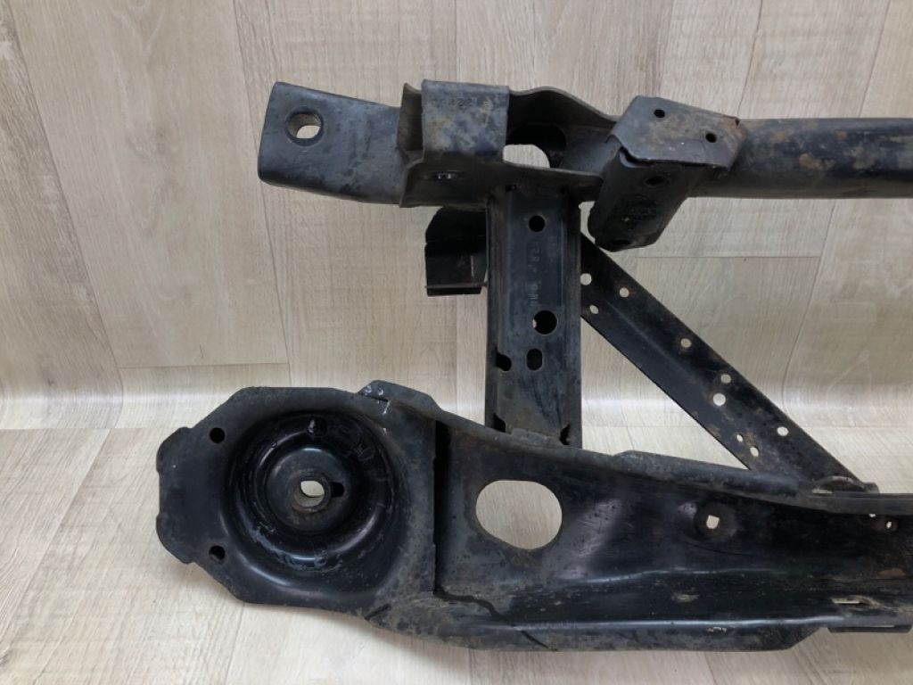 F1FZ-5035-D | Балка задней подвески FORD FOCUS 10-18 - Фото 2