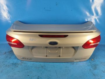 Кришка багажника FORD FOCUS 10-18