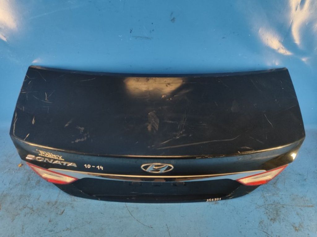 69200-3Q000 | Кришка багажника HYUNDAI SONATA YF 10-14 - Фото 2