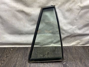 Скло дверей глухе задн. прав. SUZUKI GRAND VITARA 05-15