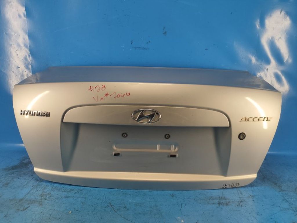 69200-1E011 | Кришка багажника HYUNDAI ACCENT MC 06-10