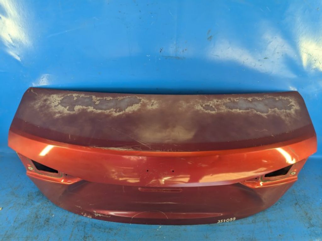 BHY3-52-61XC | Кришка багажника MAZDA 3 BM 13-19 - Фото 2