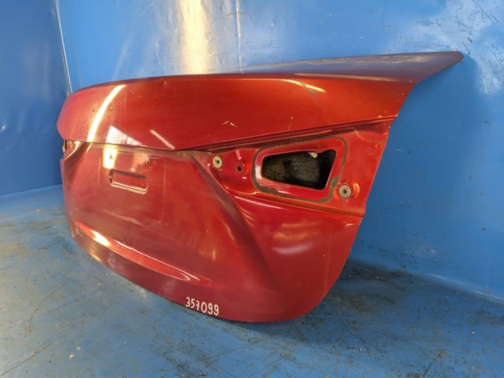 BHY3-52-61XC | Кришка багажника MAZDA 3 BM 13-19 - Фото 3